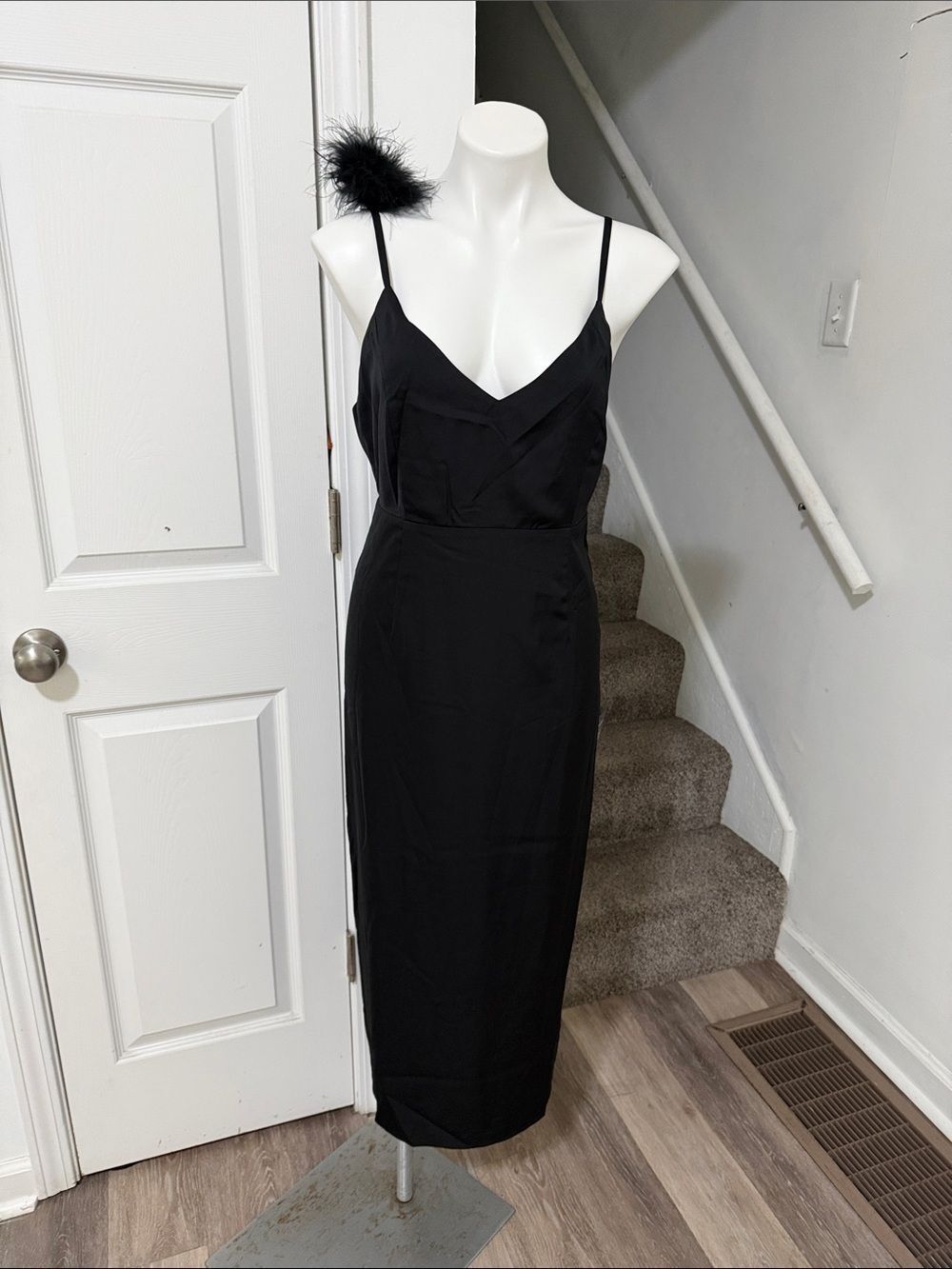 Lulu's Black Spaghetti-Strap Midi Dress Size Large NWOT